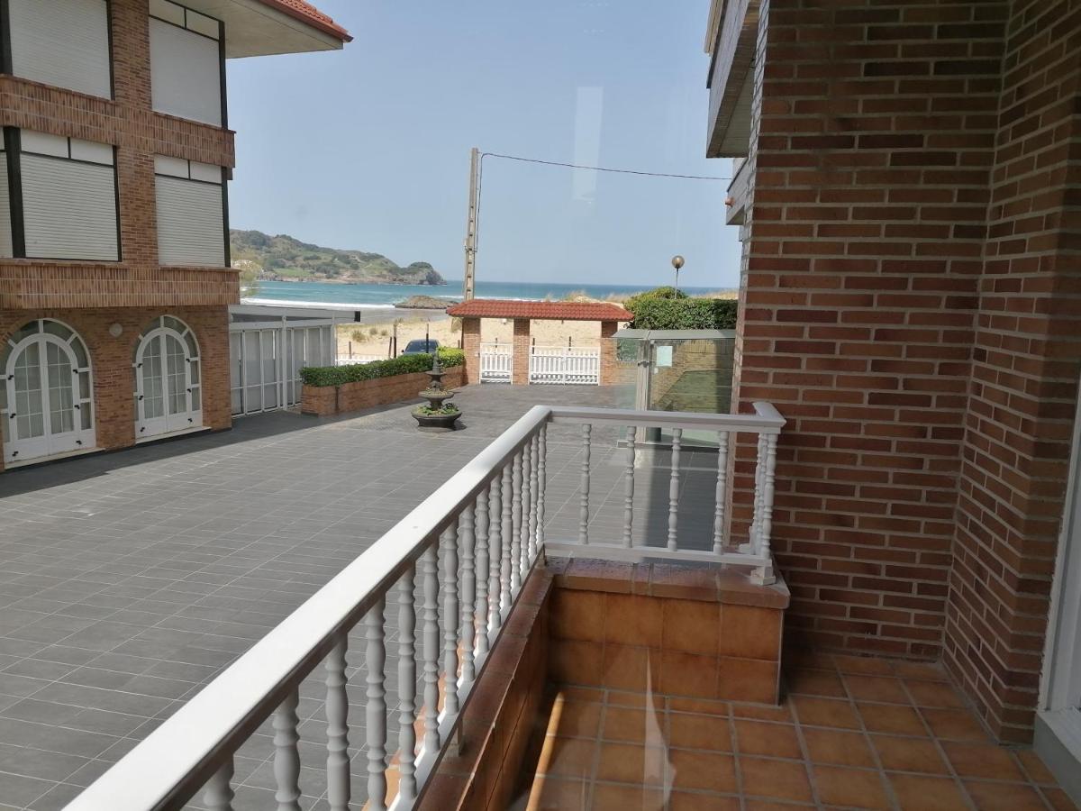 Apartamentos Regollera Noja Exterior photo