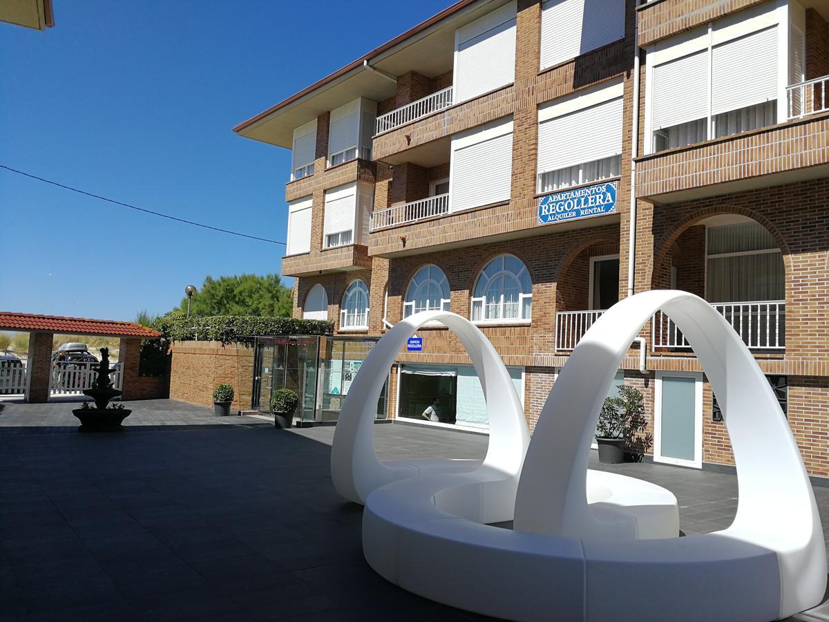 Apartamentos Regollera Noja Exterior photo